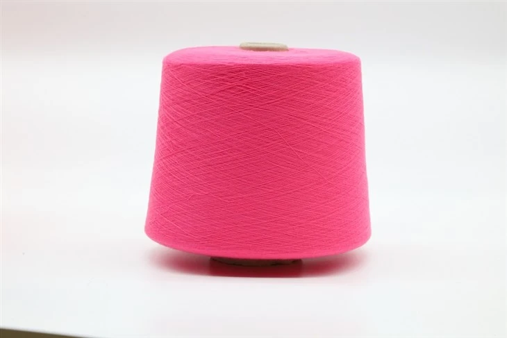 Polyester gesponnen